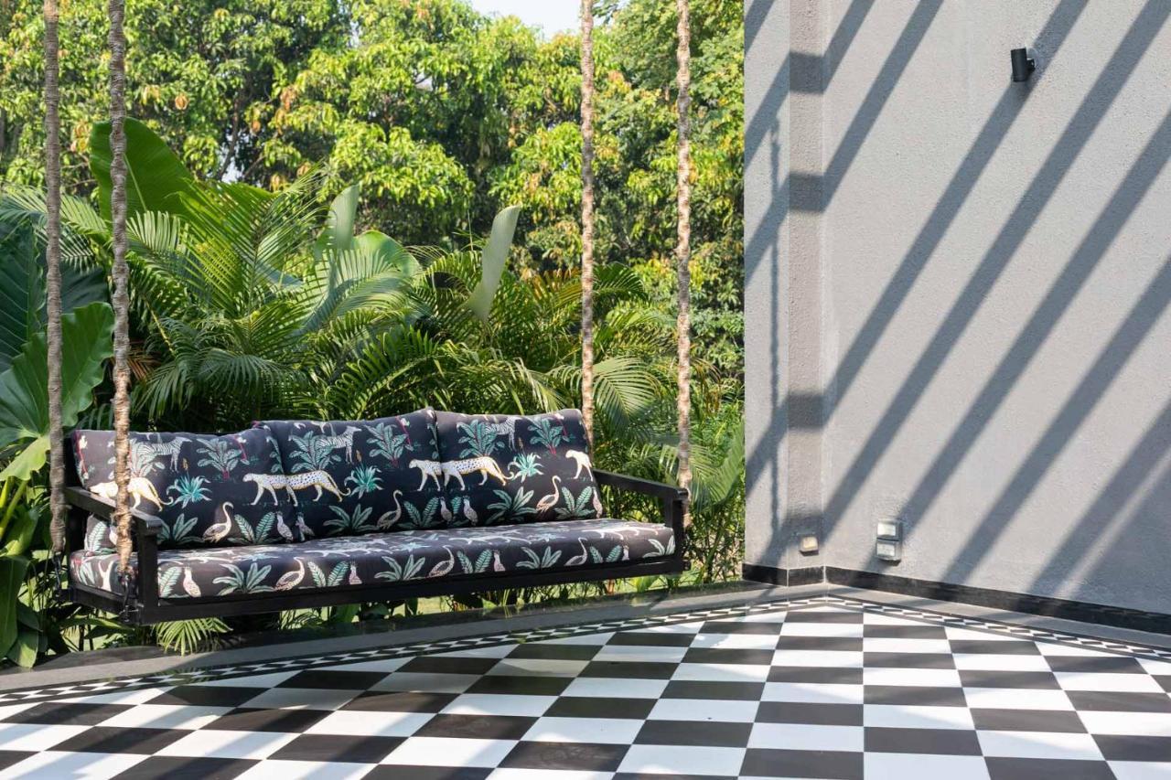 Stayvista At The Charcoal Villa Luxury Collection Alībāg Exterior photo