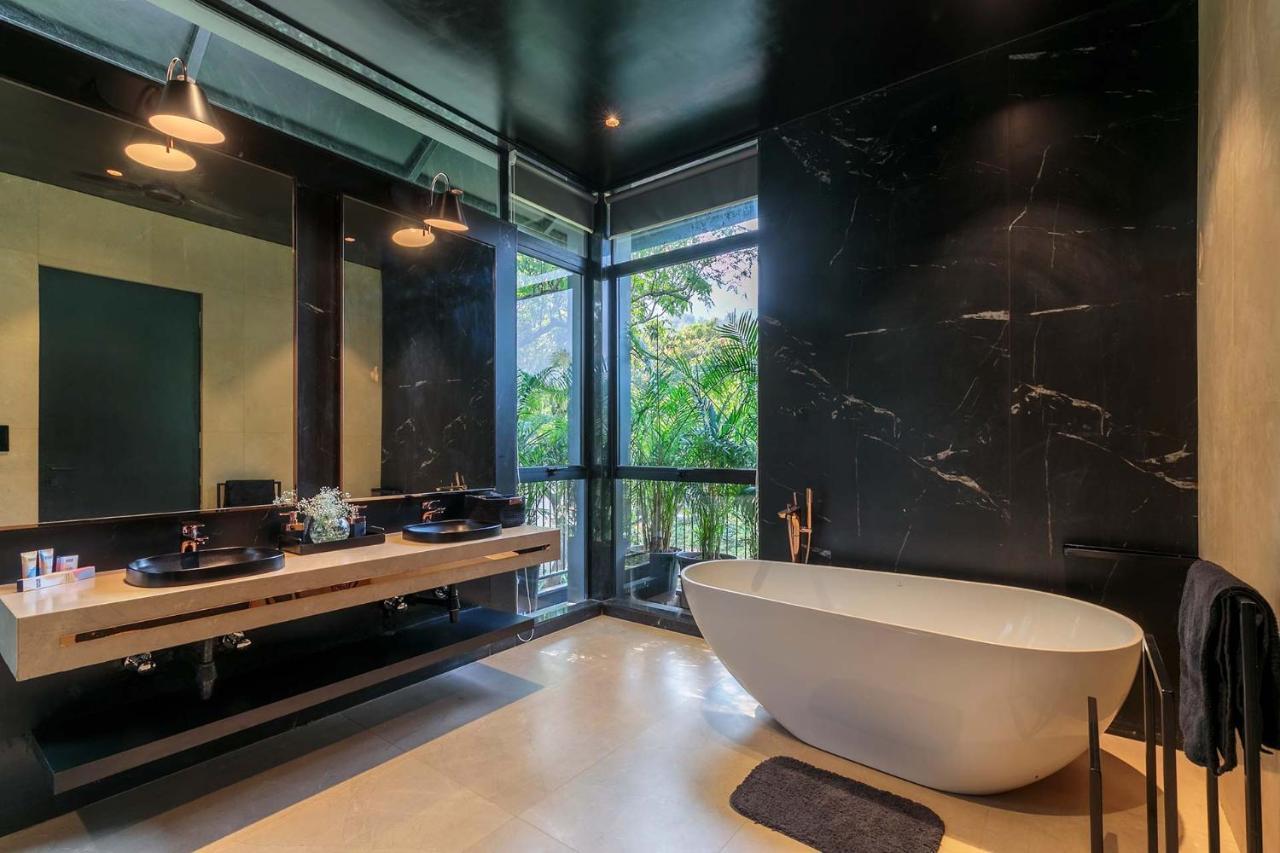 Stayvista At The Charcoal Villa Luxury Collection Alībāg Exterior photo