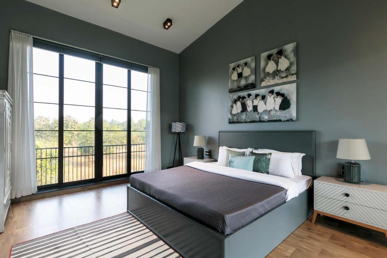 Stayvista At The Charcoal Villa Luxury Collection Alībāg Exterior photo