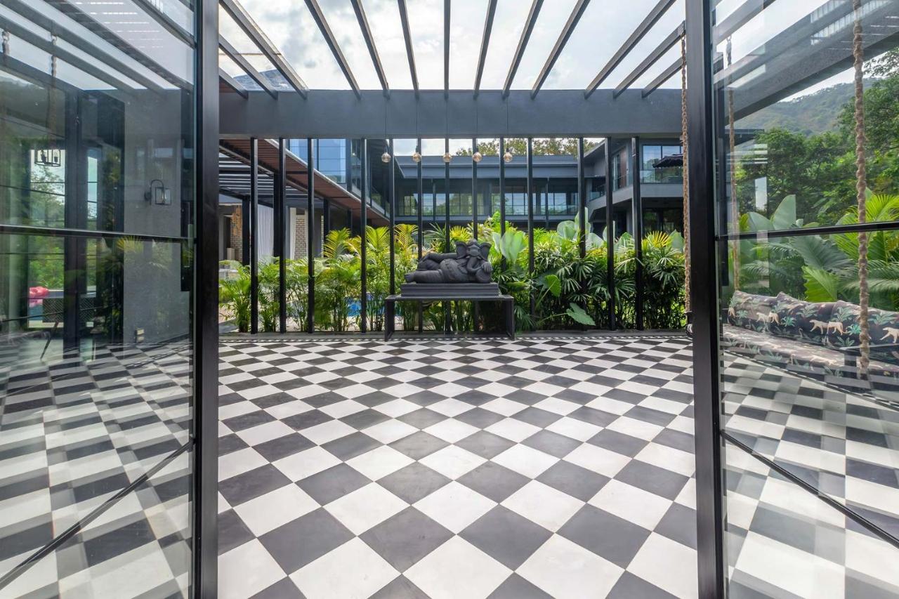 Stayvista At The Charcoal Villa Luxury Collection Alībāg Exterior photo