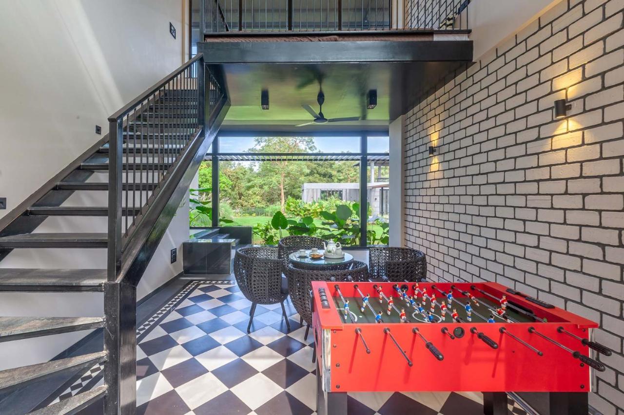 Stayvista At The Charcoal Villa Luxury Collection Alībāg Exterior photo